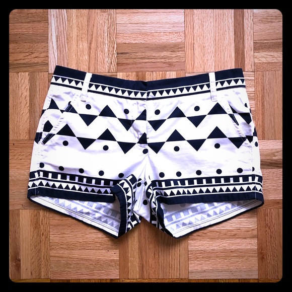 J. Crew Pants - J Crew Chino City Fit Short Size 6